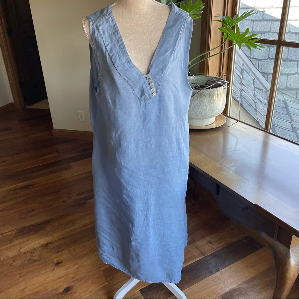 Tempo Paris Light Blue Button Detail 100% Linen V-Neck Sleeveless Dress Large